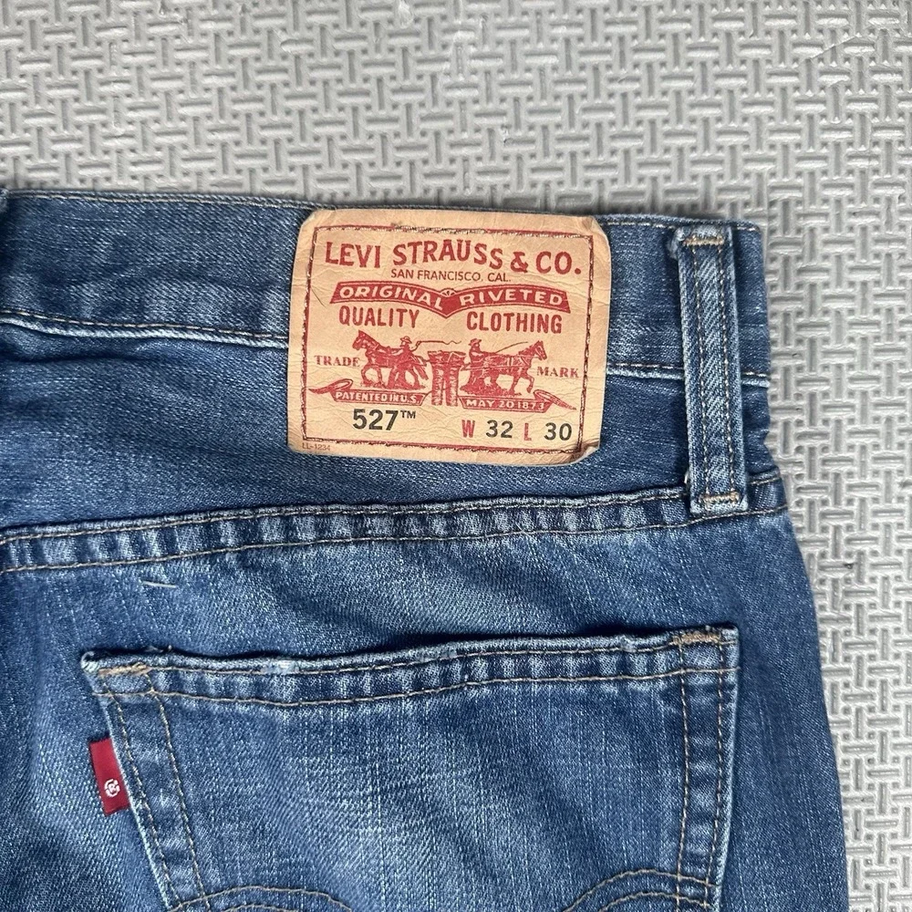 Levis 527 Jeans Mens 32x30 Blue Medium Wash Slim Bootcut Denim Rodeo Cowboy